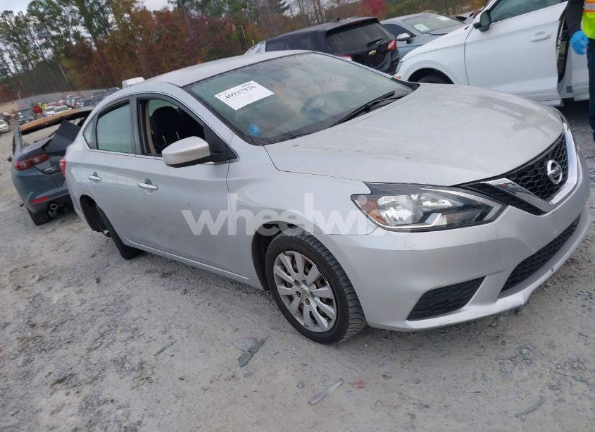 Photo 13 of 2019 Nissan Sentra S (VIN 3N1AB7AP2KY226362)