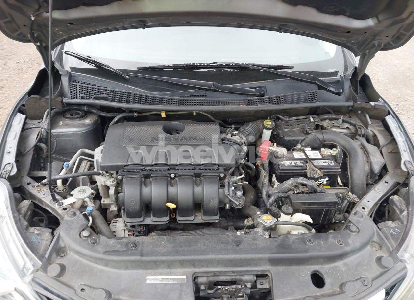 Photo 10 of 2019 Nissan Sentra S (VIN 3N1AB7AP2KY231626)