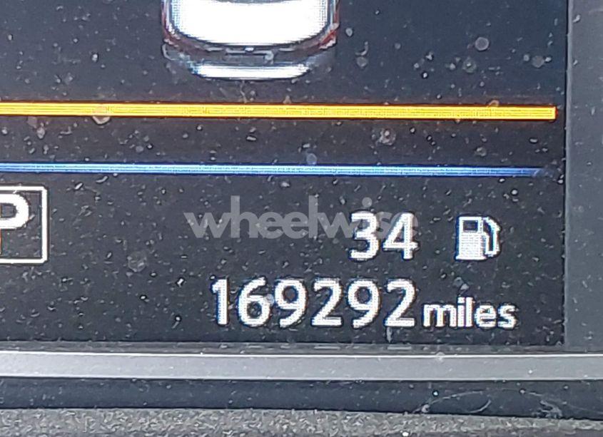 Photo 16 of 2019 Nissan Sentra S (VIN 3N1AB7AP2KY233358)