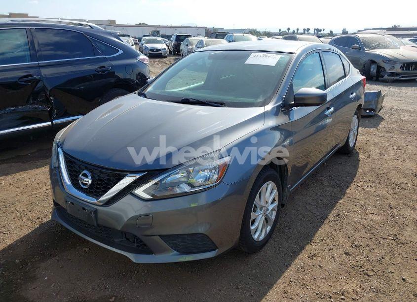Photo 2 of 2019 Nissan Sentra S (VIN 3N1AB7AP2KY233358)