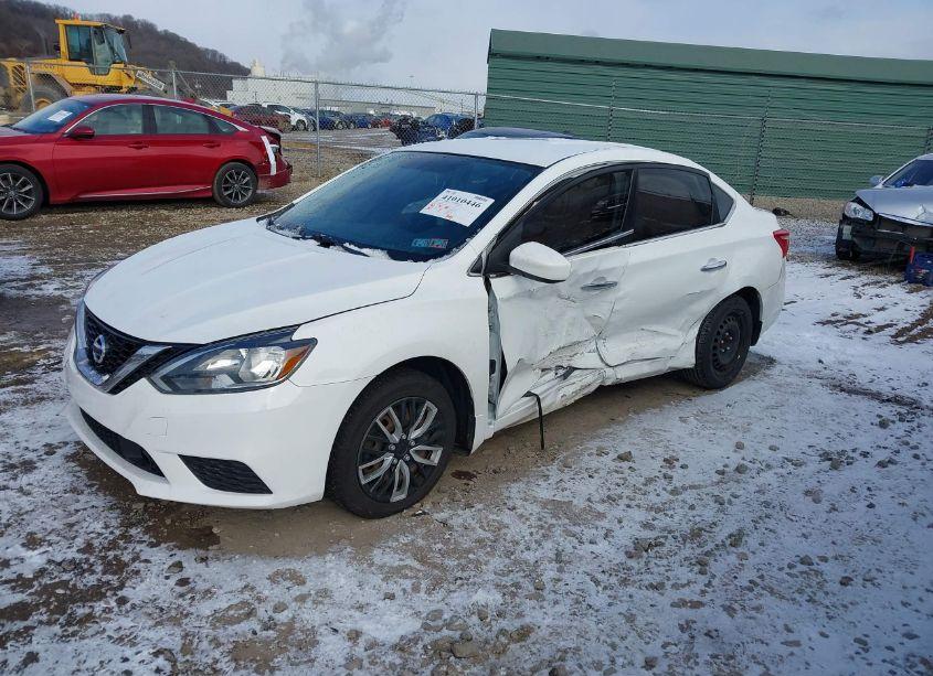 Photo 2 of 2019 Nissan Sentra S (VIN 3N1AB7AP2KY236051)
