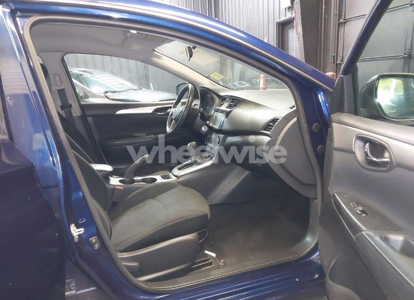 Photo 5 of 2019 Nissan Sentra S (VIN 3N1AB7AP2KY240617)