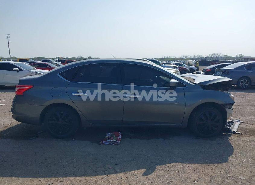 Photo 14 of 2019 Nissan Sentra S (VIN 3N1AB7AP2KY240651)