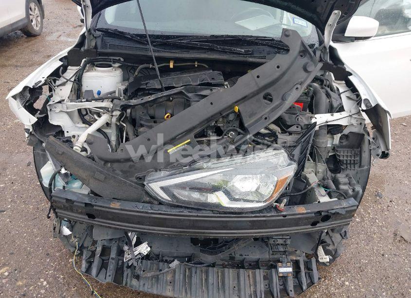 Photo 10 of 2019 Nissan Sentra S (VIN 3N1AB7AP2KY250628)