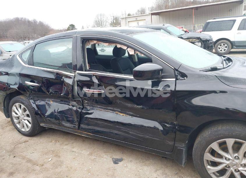 Photo 6 of 2019 Nissan Sentra SV (VIN 3N1AB7AP2KY254047)