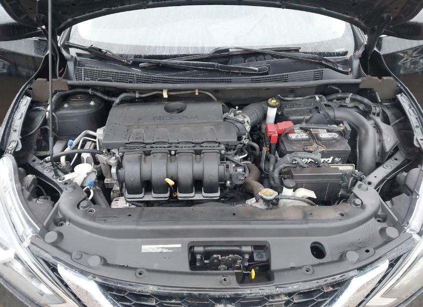 Photo 10 of 2019 Nissan Sentra S (VIN 3N1AB7AP2KY256266)