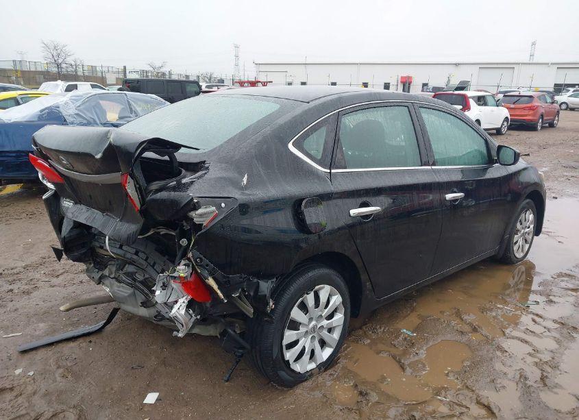 Photo 4 of 2019 Nissan Sentra S (VIN 3N1AB7AP2KY256266)