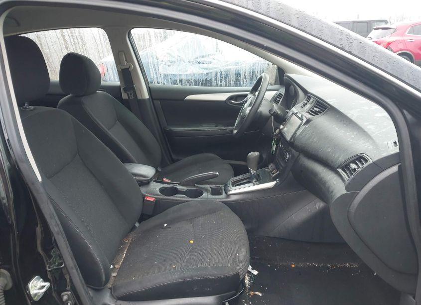 Photo 5 of 2019 Nissan Sentra S (VIN 3N1AB7AP2KY256266)