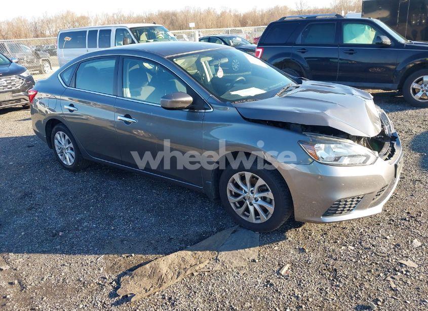 2019 Nissan Sentra S (VIN 3N1AB7AP2KY258499) main photo