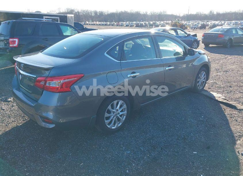Photo 4 of 2019 Nissan Sentra S (VIN 3N1AB7AP2KY258499)