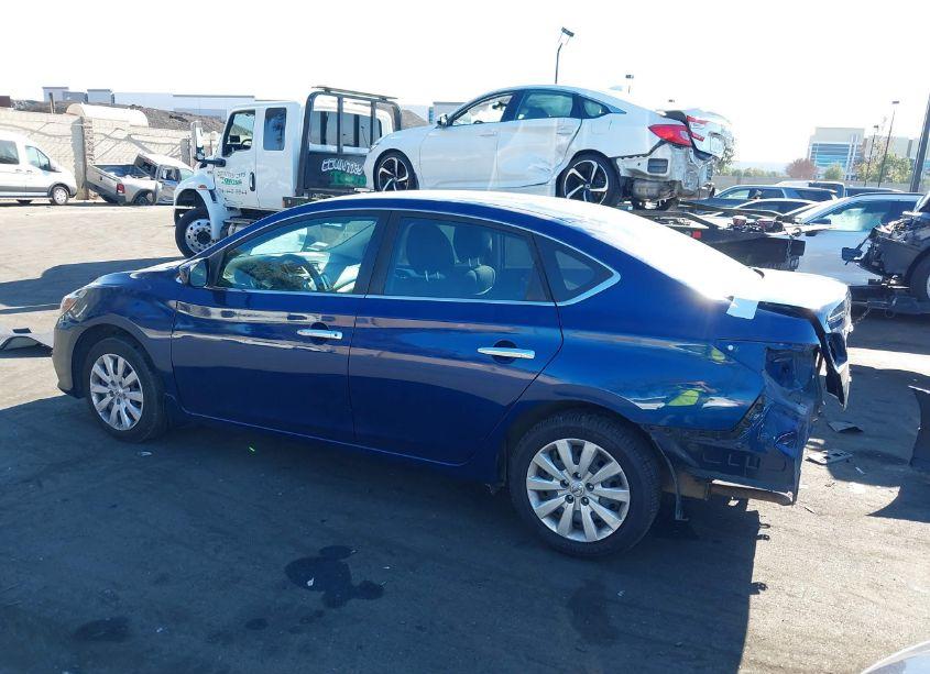 Photo 15 of 2019 Nissan Sentra S (VIN 3N1AB7AP2KY260480)