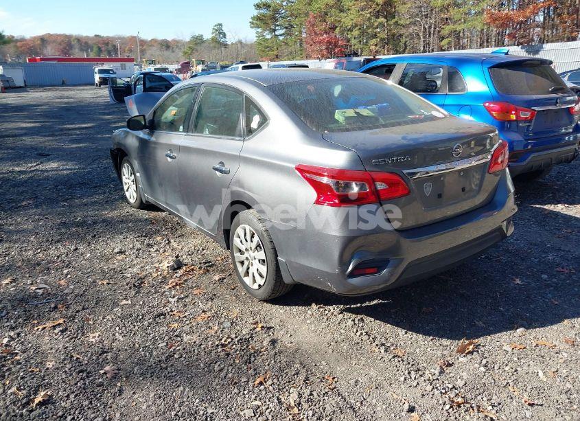 Photo 3 of 2019 Nissan Sentra S (VIN 3N1AB7AP2KY260656)