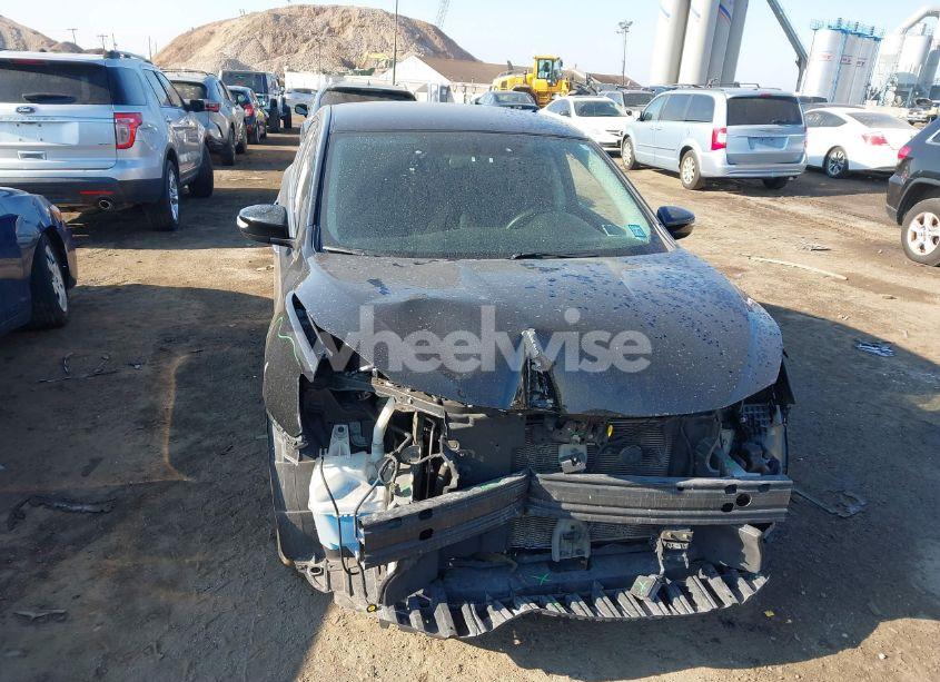 Photo 12 of 2019 Nissan Sentra SR (VIN 3N1AB7AP2KY277084)