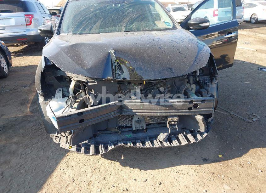 Photo 6 of 2019 Nissan Sentra SR (VIN 3N1AB7AP2KY277084)