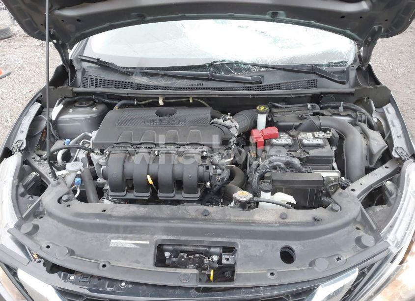 Photo 10 of 2019 Nissan Sentra S (VIN 3N1AB7AP2KY286562)