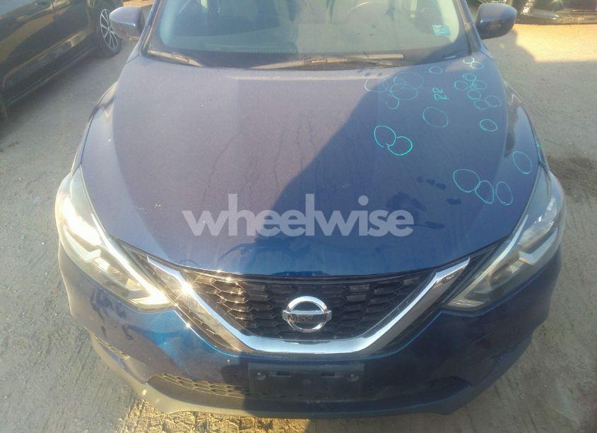 Photo 6 of 2019 Nissan Sentra SV (VIN 3N1AB7AP2KY309824)