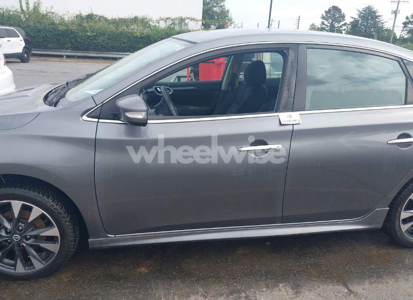 Photo 13 of 2019 Nissan Sentra SR (VIN 3N1AB7AP2KY316241)