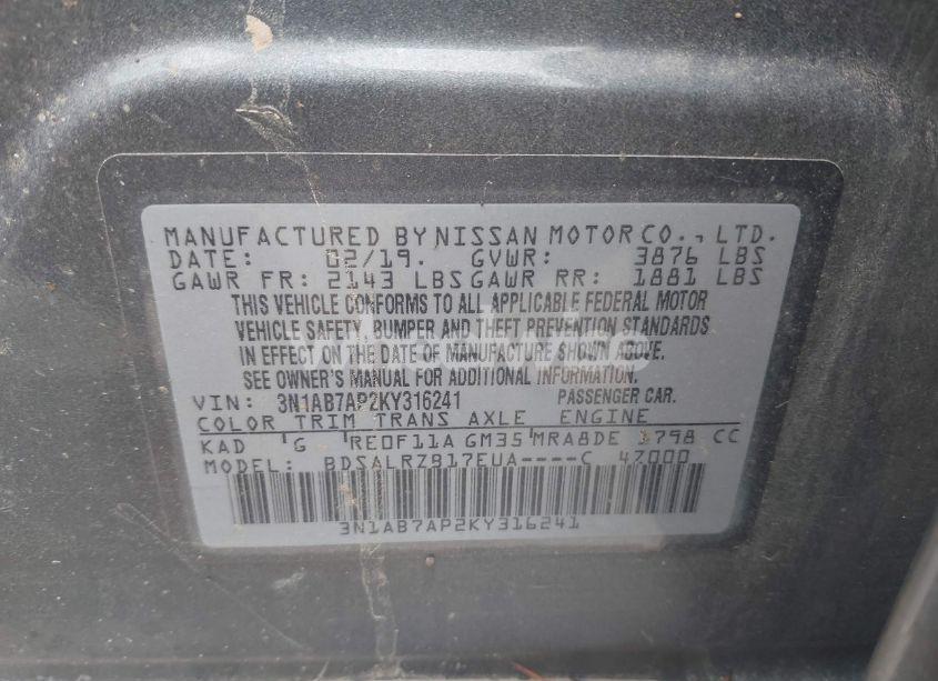 Photo 9 of 2019 Nissan Sentra SR (VIN 3N1AB7AP2KY316241)