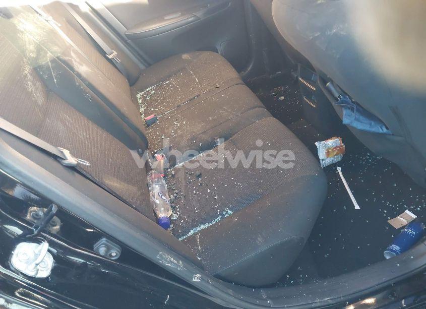 Photo 8 of 2019 Nissan Sentra S (VIN 3N1AB7AP2KY318961)