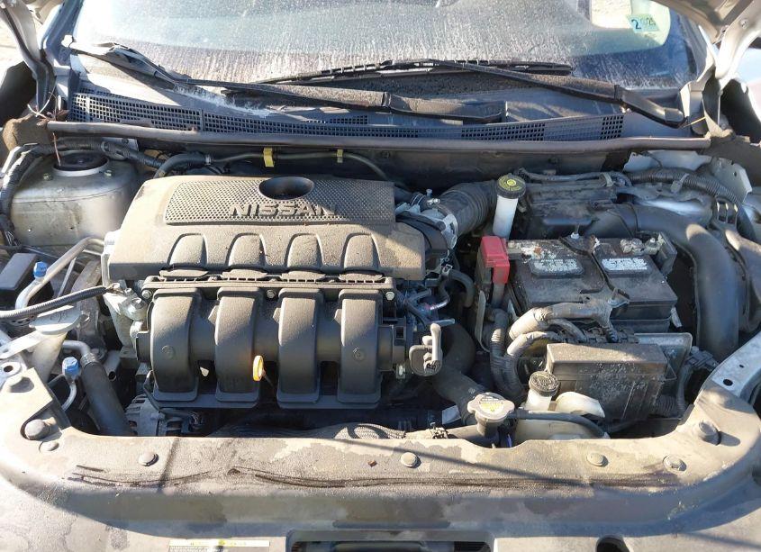 Photo 10 of 2019 Nissan Sentra SV (VIN 3N1AB7AP2KY323013)