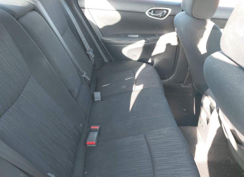 Photo 8 of 2019 Nissan Sentra SV (VIN 3N1AB7AP2KY323013)