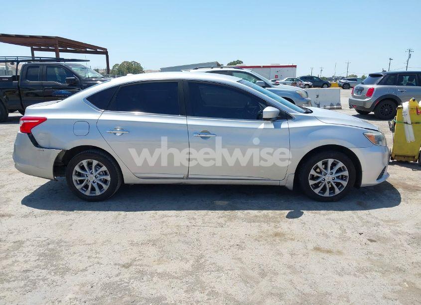 Photo 14 of 2019 Nissan Sentra SV (VIN 3N1AB7AP2KY331323)