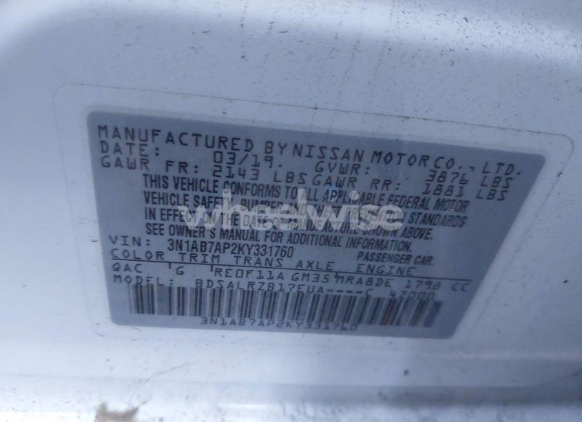 Photo 9 of 2019 Nissan Sentra SR (VIN 3N1AB7AP2KY331760)