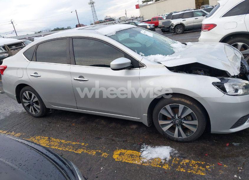 Photo 13 of 2019 Nissan Sentra SV (VIN 3N1AB7AP2KY333914)