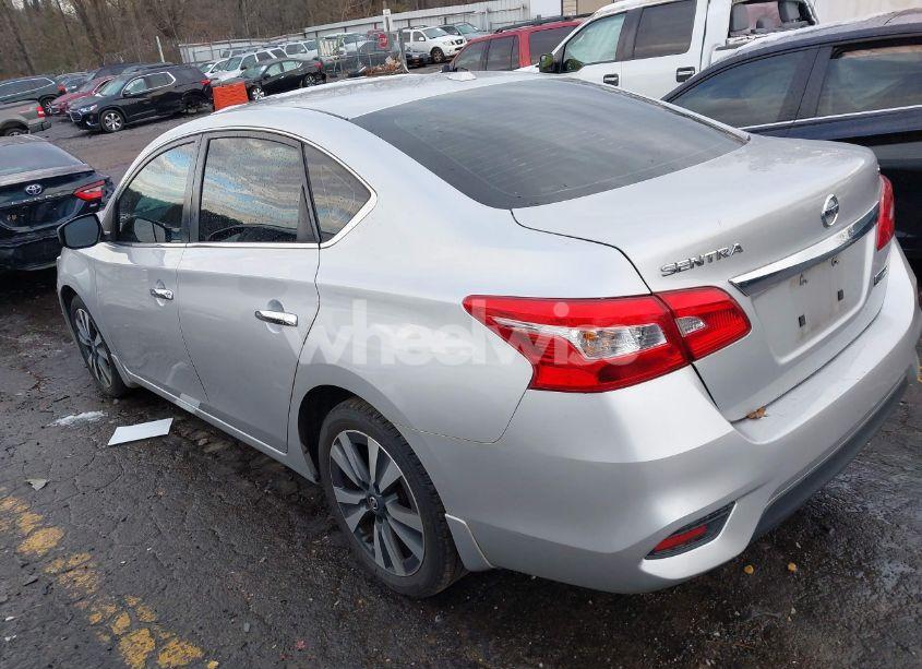 Photo 3 of 2019 Nissan Sentra SV (VIN 3N1AB7AP2KY333914)
