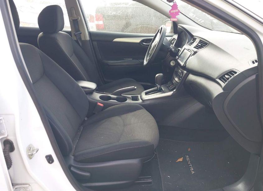 Photo 5 of 2019 Nissan Sentra S (VIN 3N1AB7AP2KY336473)