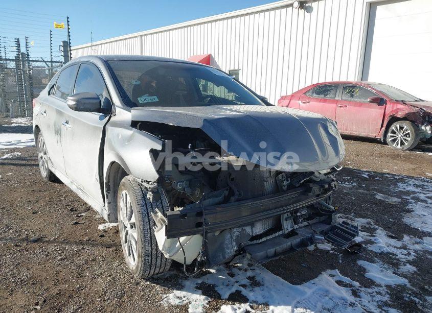 2019 Nissan Sentra SR (VIN 3N1AB7AP2KY345299) main photo
