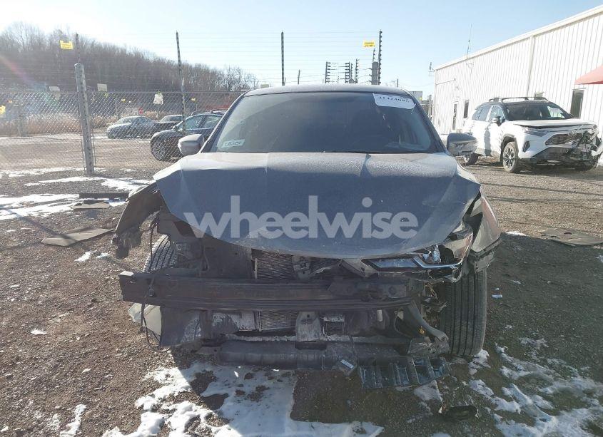 Photo 13 of 2019 Nissan Sentra SR (VIN 3N1AB7AP2KY345299)