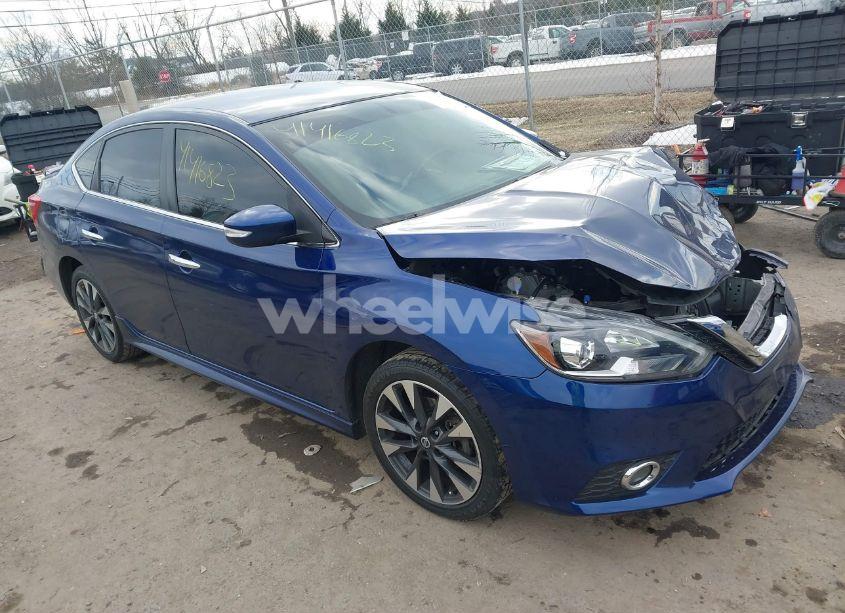 2019 Nissan Sentra SR (VIN 3N1AB7AP2KY346050) main photo