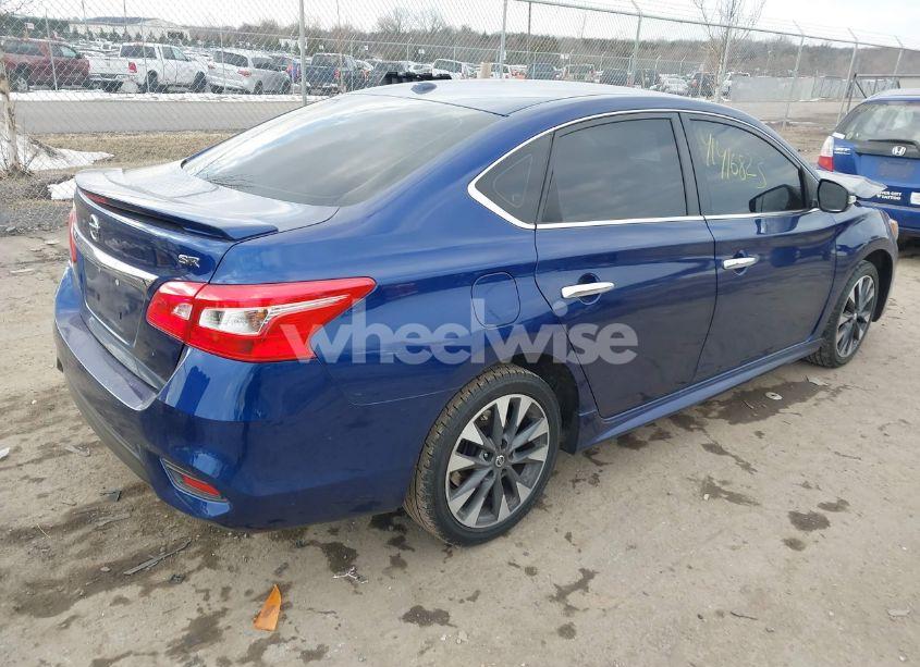 Photo 4 of 2019 Nissan Sentra SR (VIN 3N1AB7AP2KY346050)