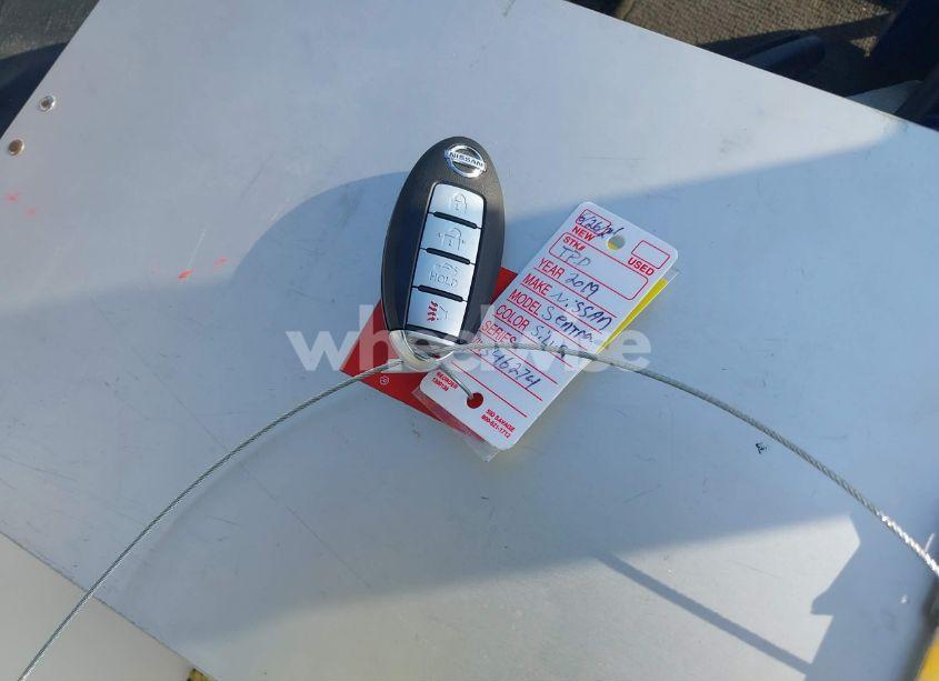 Photo 11 of 2019 Nissan Sentra SR (VIN 3N1AB7AP2KY346274)