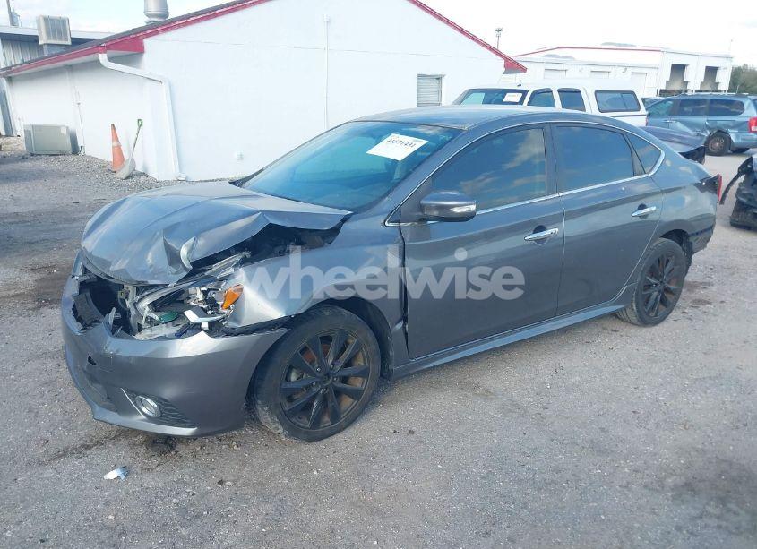 Photo 2 of 2019 Nissan Sentra SR (VIN 3N1AB7AP2KY346274)