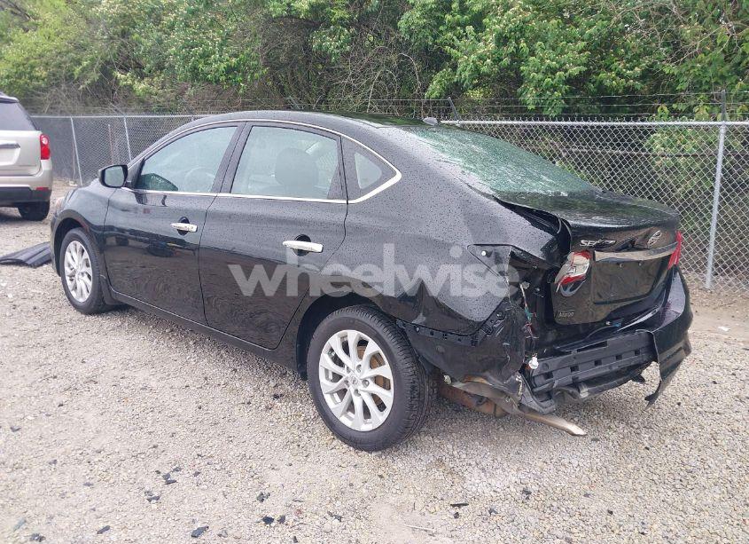 Photo 3 of 2019 Nissan Sentra SV (VIN 3N1AB7AP2KY361695)