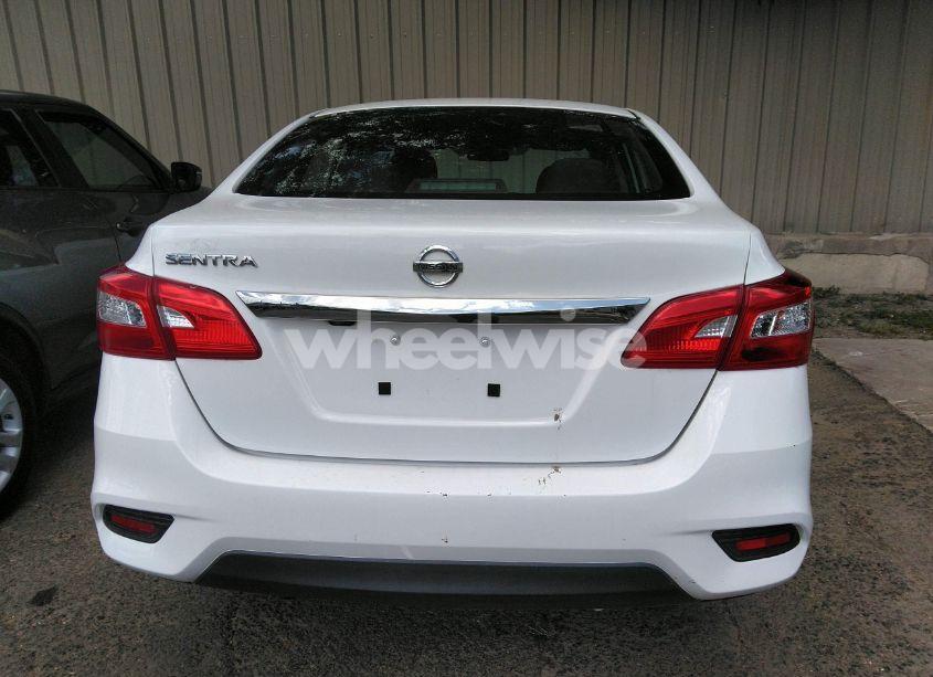 Photo 16 of 2019 Nissan Sentra S (VIN 3N1AB7AP2KY376939)