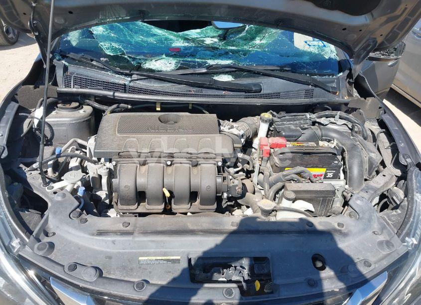 Photo 10 of 2019 Nissan Sentra S (VIN 3N1AB7AP2KY378139)