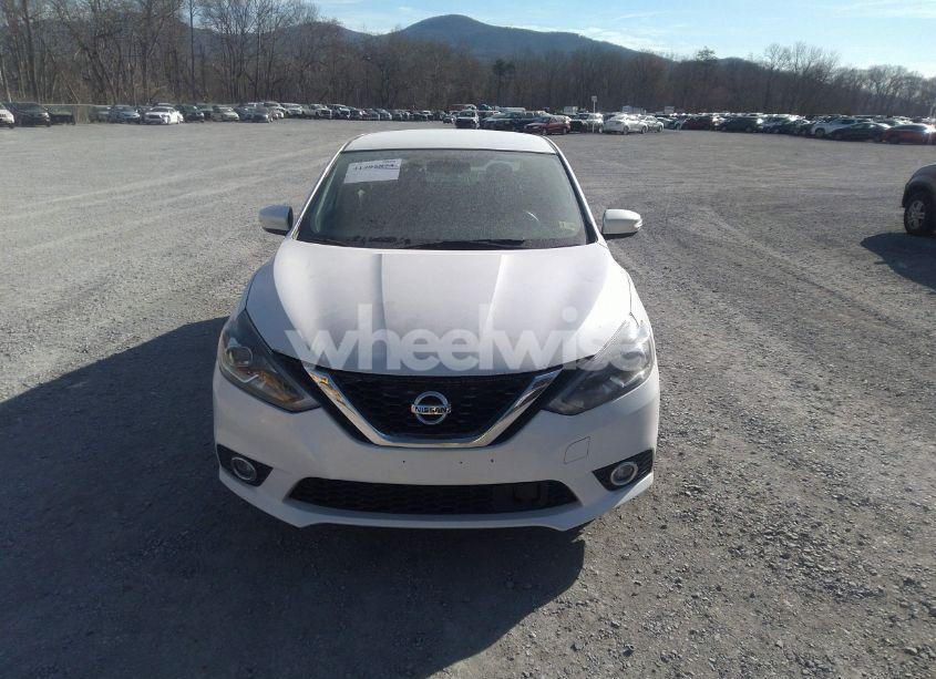 Photo 12 of 2019 Nissan Sentra SR (VIN 3N1AB7AP2KY395345)