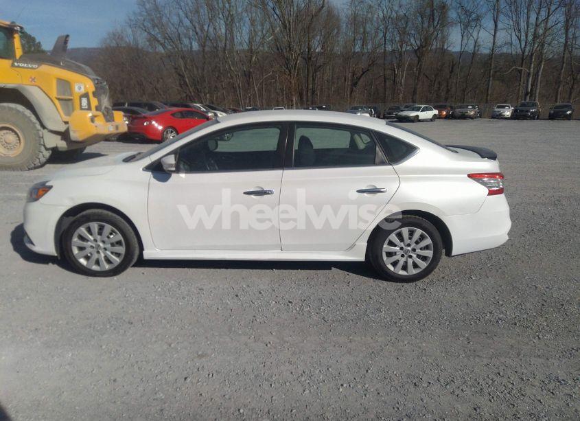 Photo 14 of 2019 Nissan Sentra SR (VIN 3N1AB7AP2KY395345)