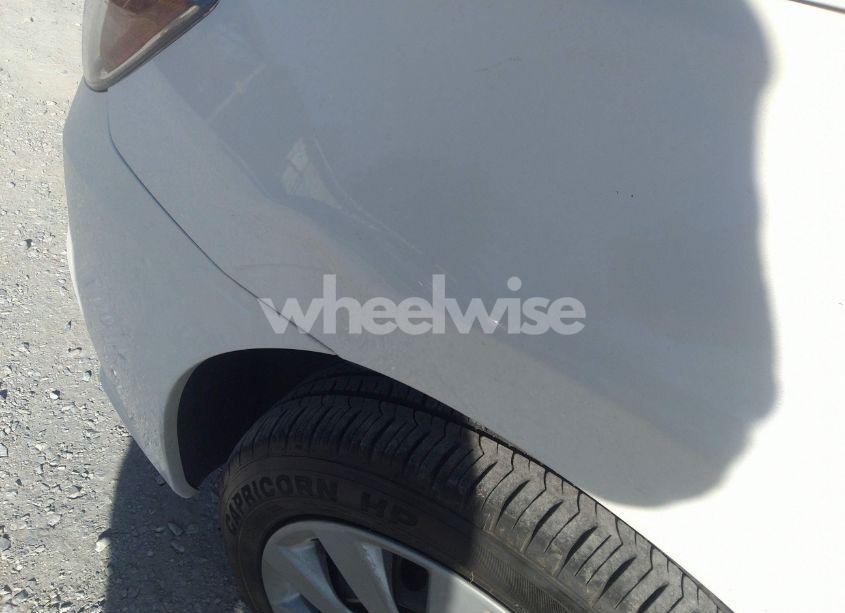 Photo 17 of 2019 Nissan Sentra SR (VIN 3N1AB7AP2KY395345)