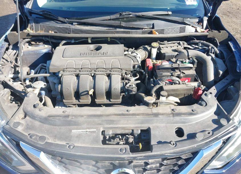 Photo 10 of 2019 Nissan Sentra SV (VIN 3N1AB7AP2KY408420)