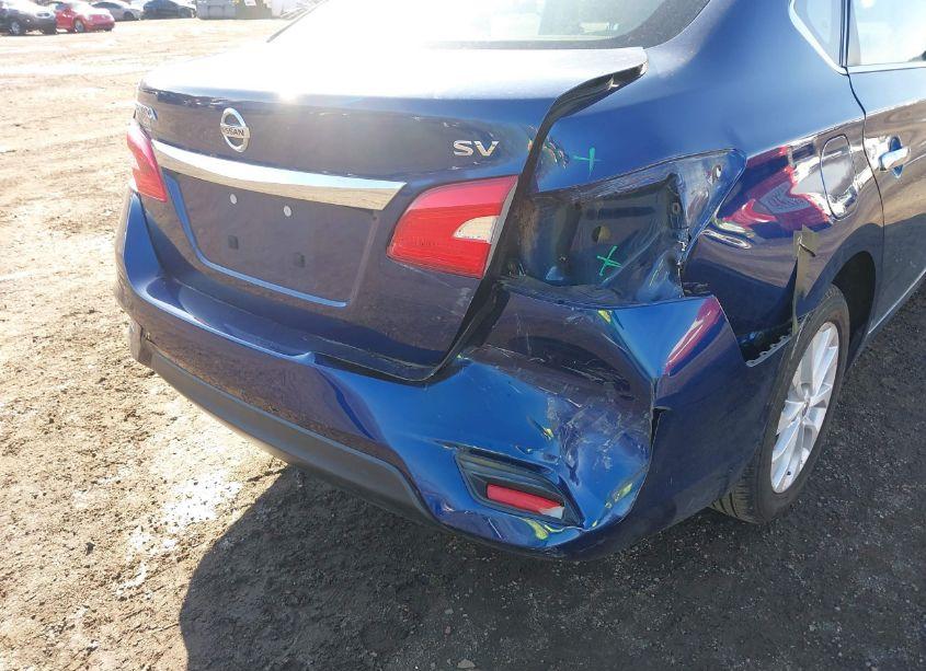 Photo 6 of 2019 Nissan Sentra SV (VIN 3N1AB7AP2KY408420)