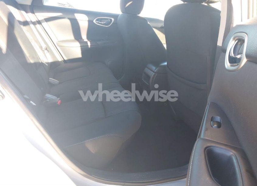 Photo 8 of 2019 Nissan Sentra SV (VIN 3N1AB7AP2KY408479)