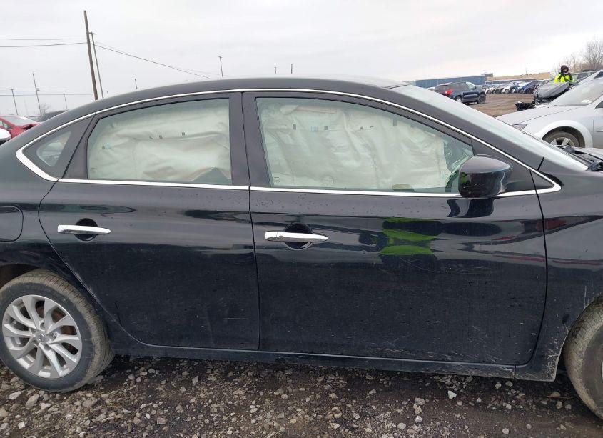 Photo 13 of 2019 Nissan Sentra SV (VIN 3N1AB7AP2KY414444)