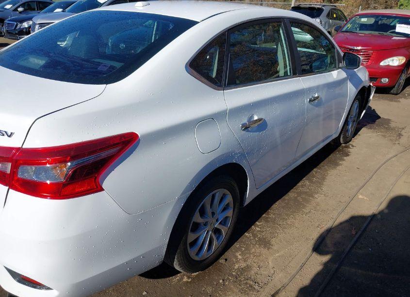 Photo 4 of 2019 Nissan Sentra SV (VIN 3N1AB7AP2KY416985)