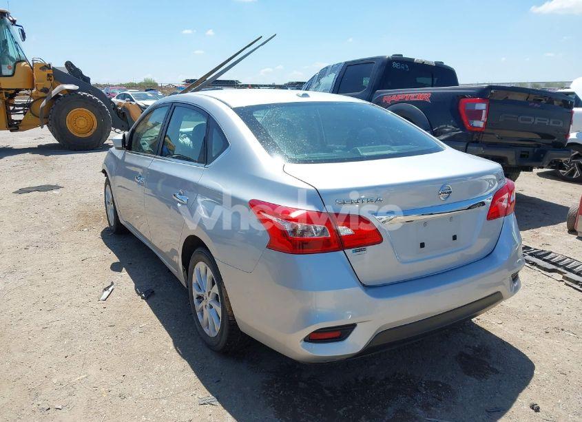 Photo 3 of 2019 Nissan Sentra SV (VIN 3N1AB7AP2KY429719)