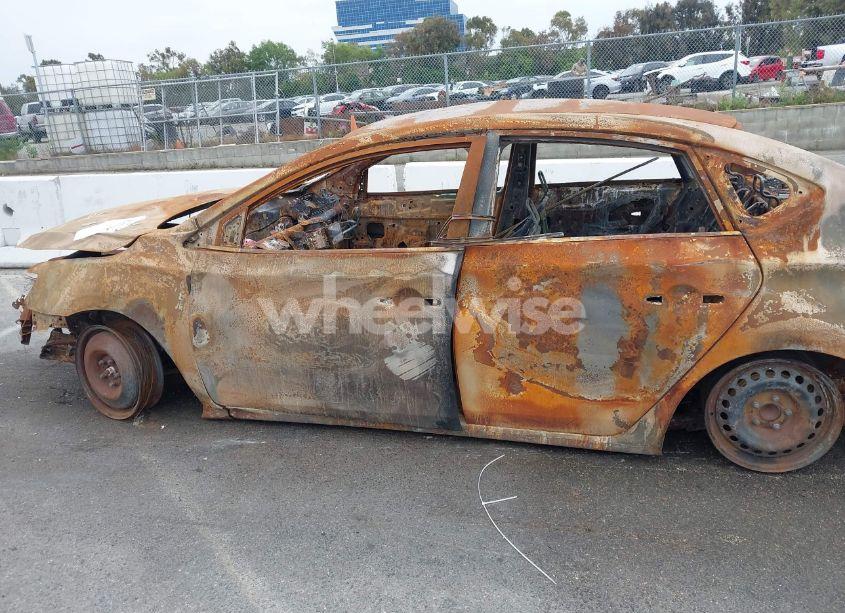 Photo 13 of 2019 Nissan Sentra S (VIN 3N1AB7AP2KY442387)