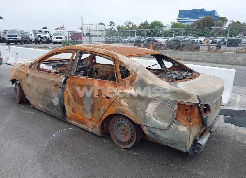 Photo 3 of 2019 Nissan Sentra S (VIN 3N1AB7AP2KY442387)